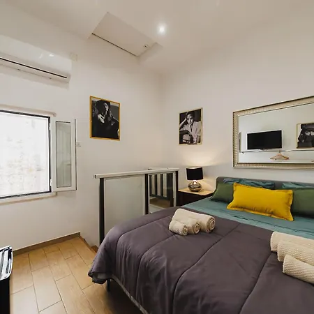 Corte Del Dattilo Nel Borgo Antico Hébergement de vacances