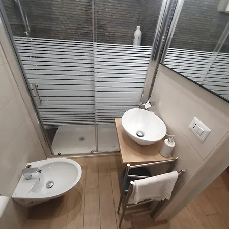 Corte Del Dattilo Nel Borgo Antico * Bari