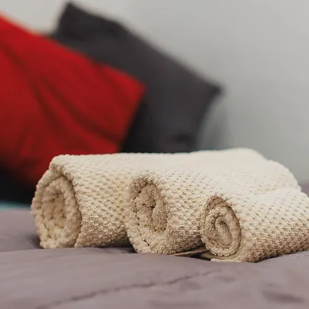 Corte Del Dattilo Nel Borgo Antico * Bari