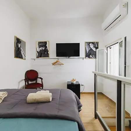 Corte Del Dattilo Nel Borgo Antico Bari